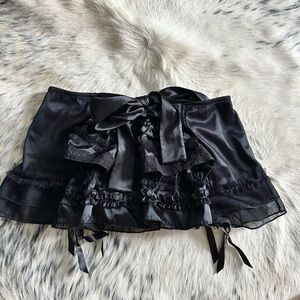 Victoria’s Secret Black Ruffle Garter Skirt – XS/S